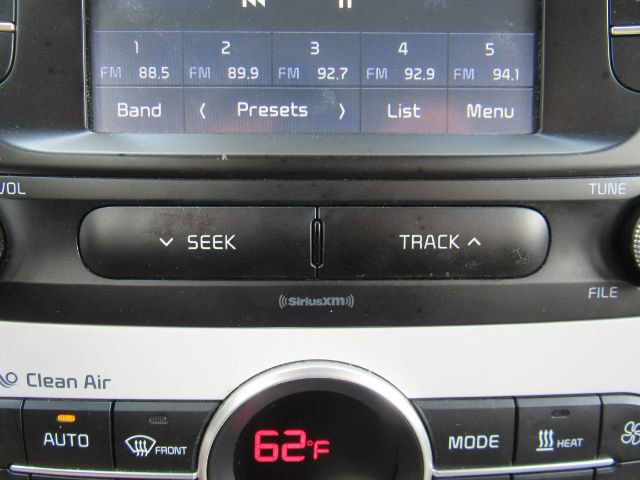 Used 2017 Kia Soul EV-e image 42