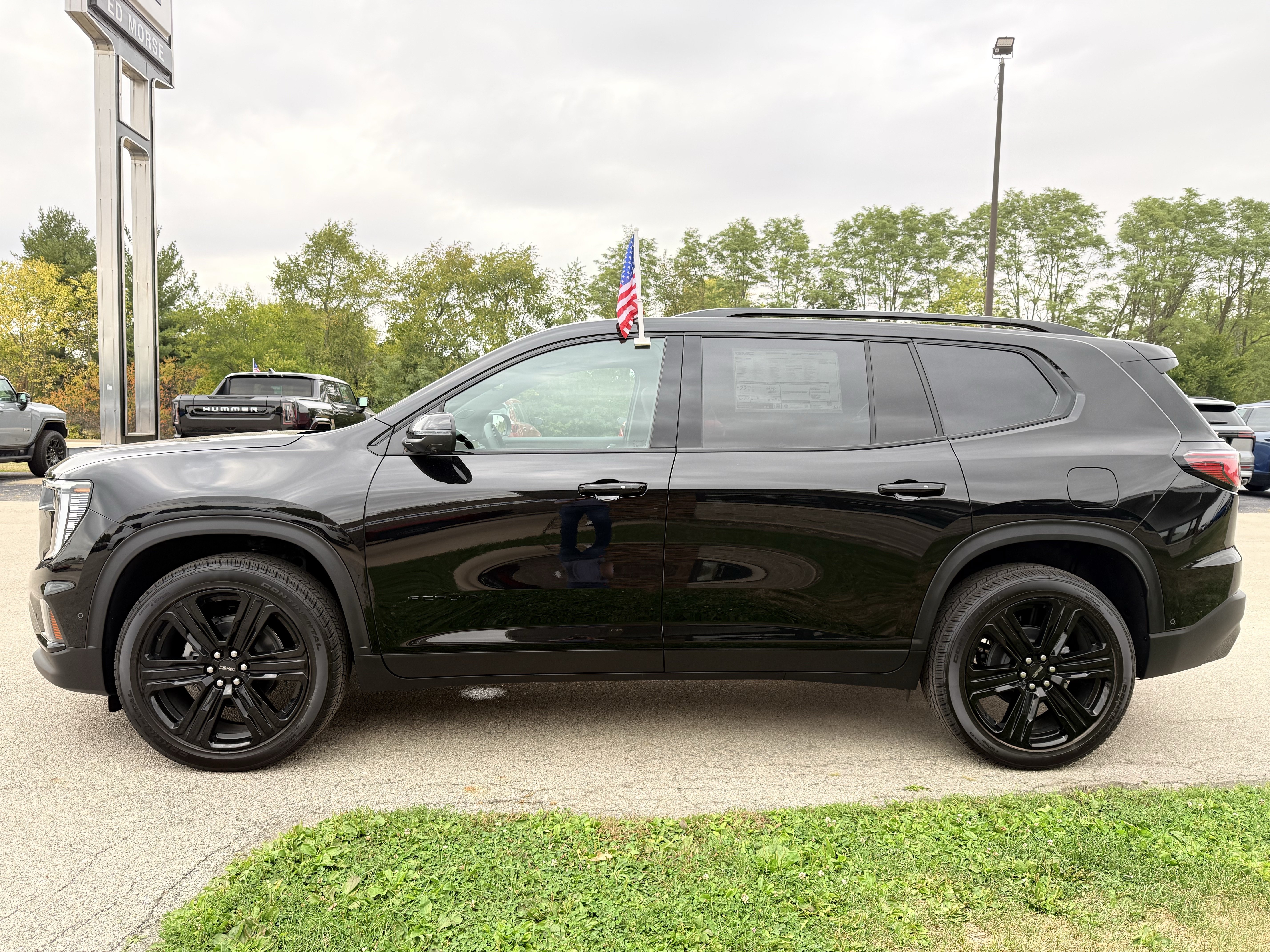 New 2026 GMC Acadia Elevation w/ Super Cruise Package FWD image 2