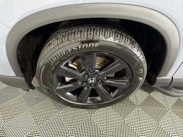 Used 2025 Honda Pilot Black Edition image 14