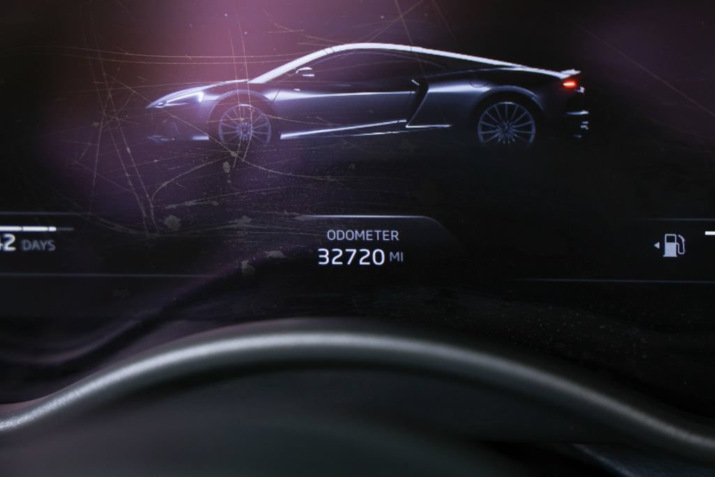 Used 2020 McLaren GT RWD image 15