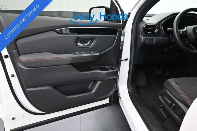Certified 2025 Honda Pilot Sport image 17