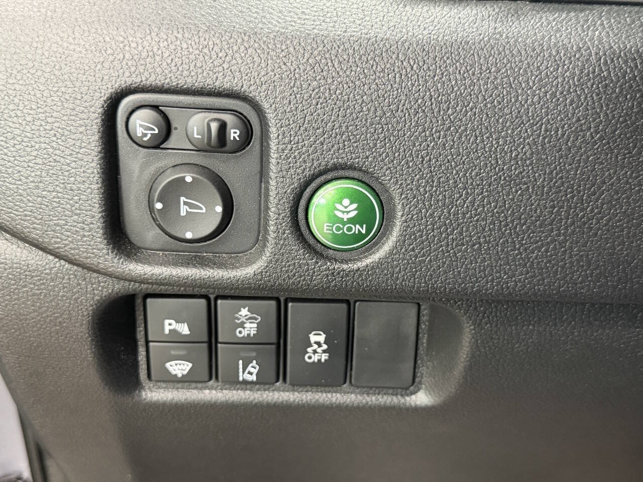 Used 2025 Honda Passport TrailSport image 12