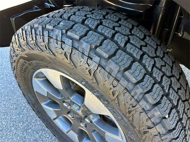 Used 2021 Jeep Wrangler Unlimited Sahara image 9