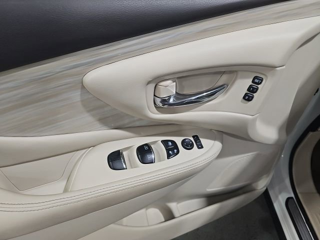 Certified 2018 Nissan Murano Platinum image 11