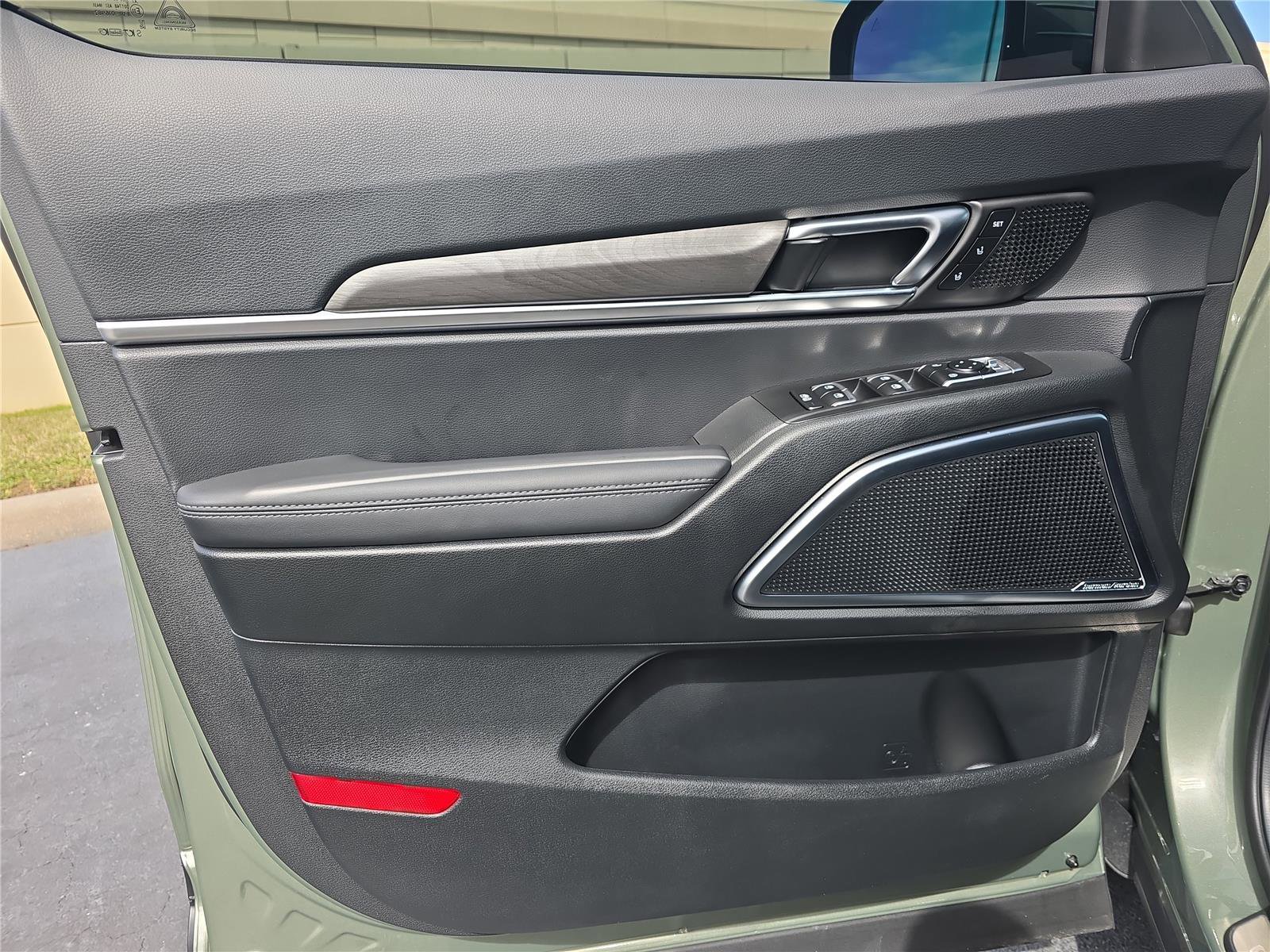 Used 2025 Kia Telluride SX Prestige X-Pro image 14