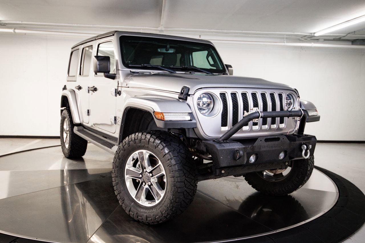 Used 2020 Jeep Wrangler Unlimited Sahara AWD/4WD image 9