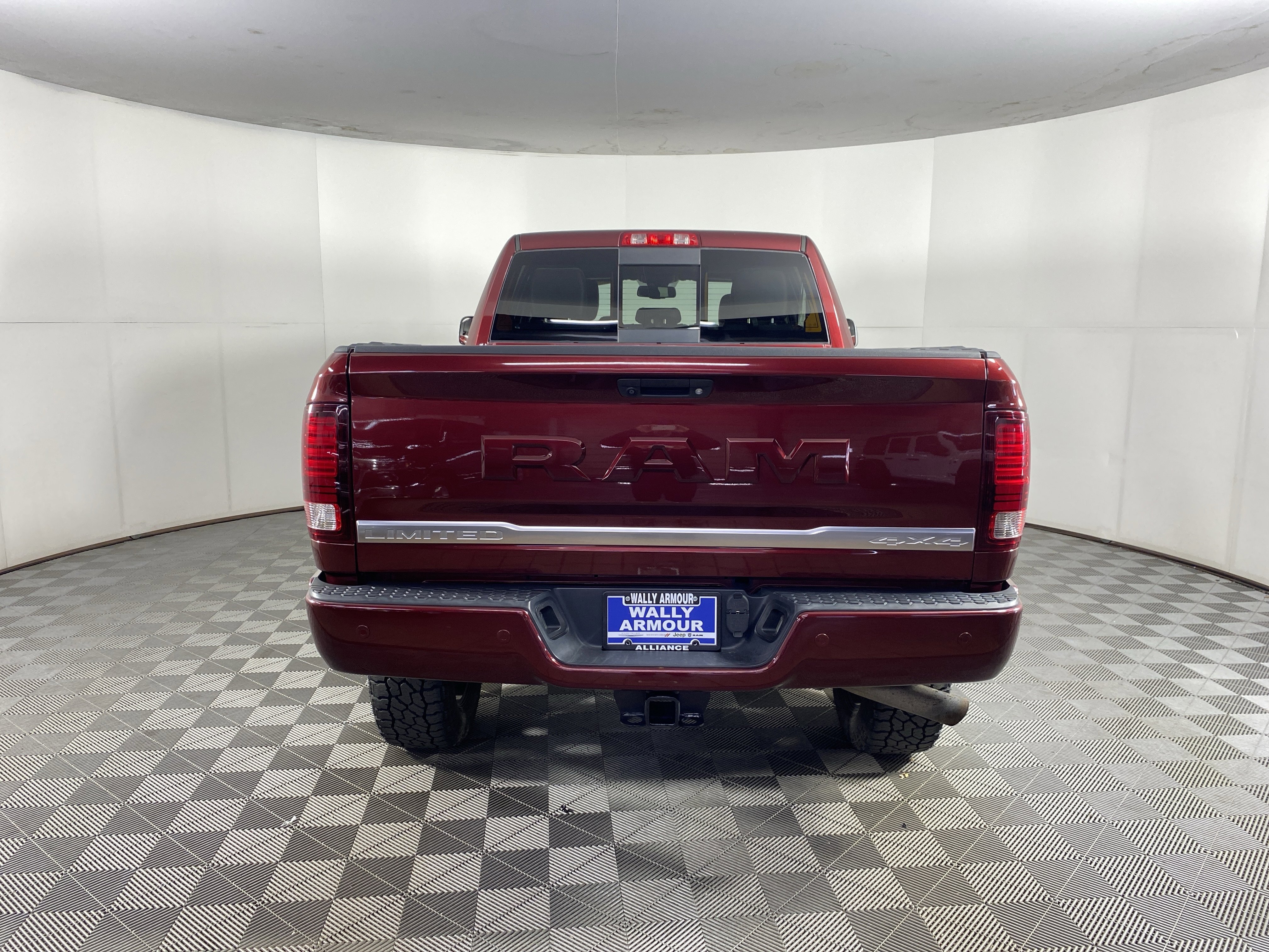 Used 2018 RAM 2500 Limited image 9