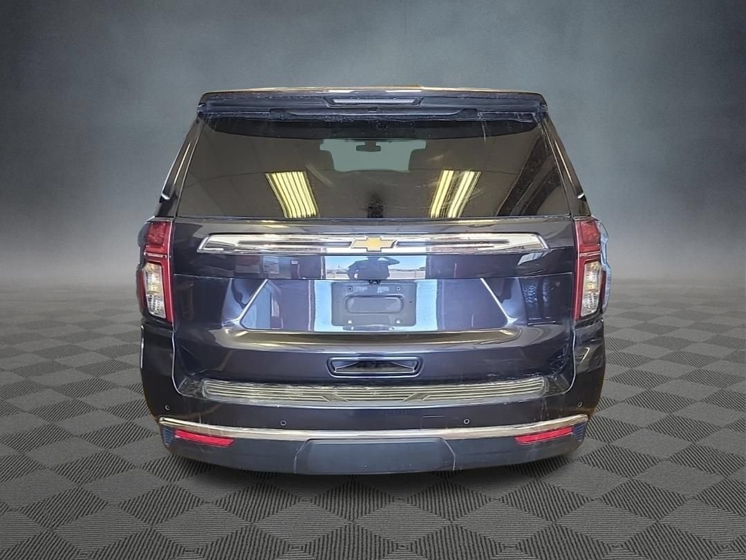 Used 2022 Chevrolet Suburban LT AWD/4WD image 5