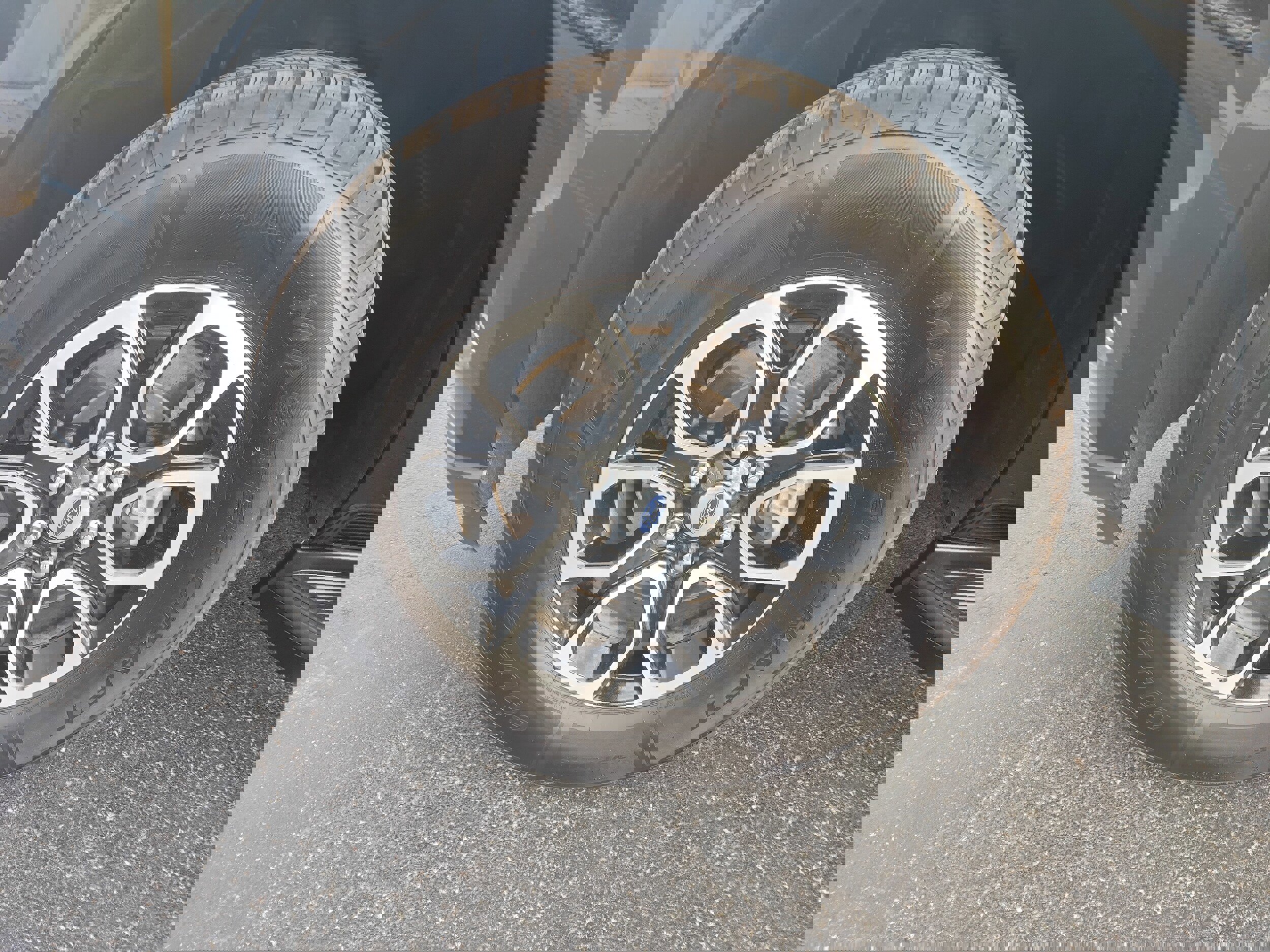 Used 2024 Ford Expedition Max XLT image 8