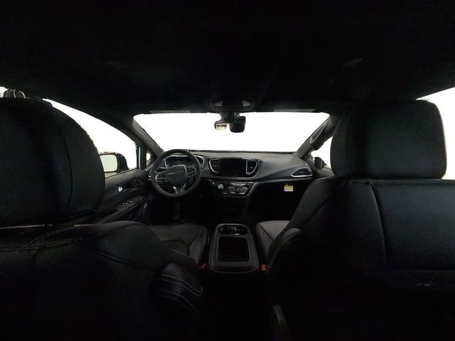 New 2026 Chrysler Pacifica Select image 33