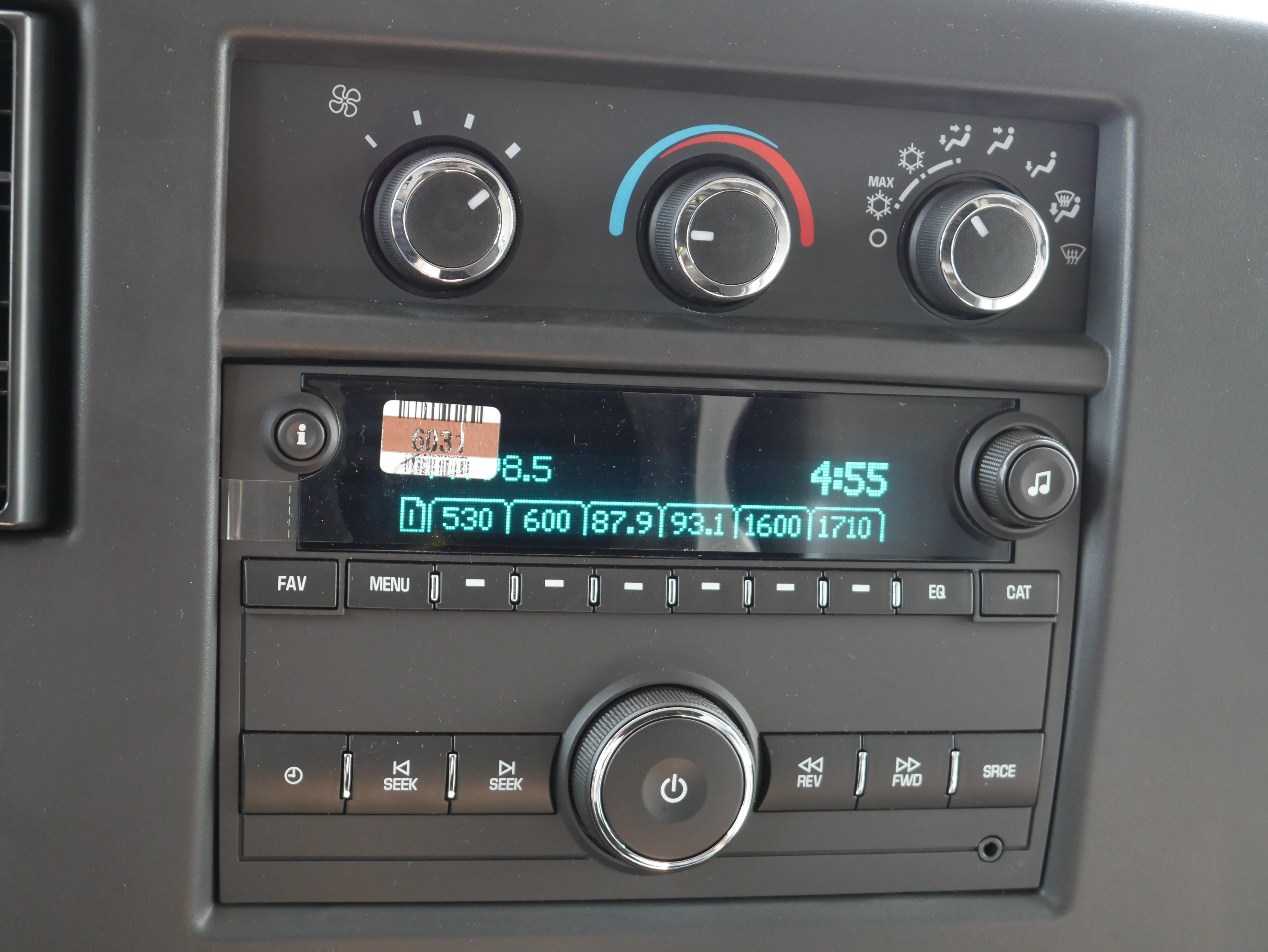 New 2025 Chevrolet Express 3500 w/ Power Convenience Package RWD image 25