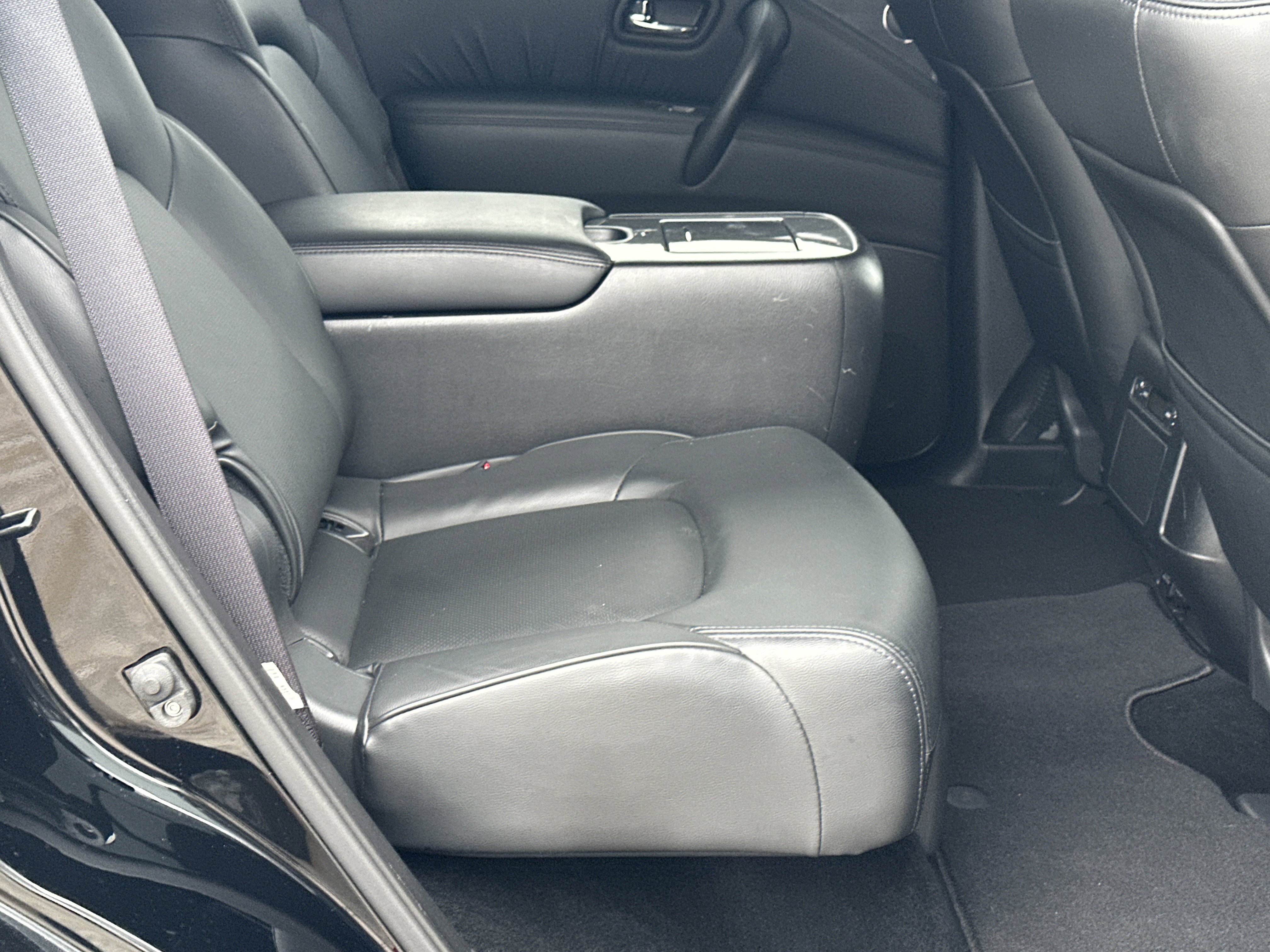 Used 2022 Nissan Armada SL w/ Midnight Edition Package image 15