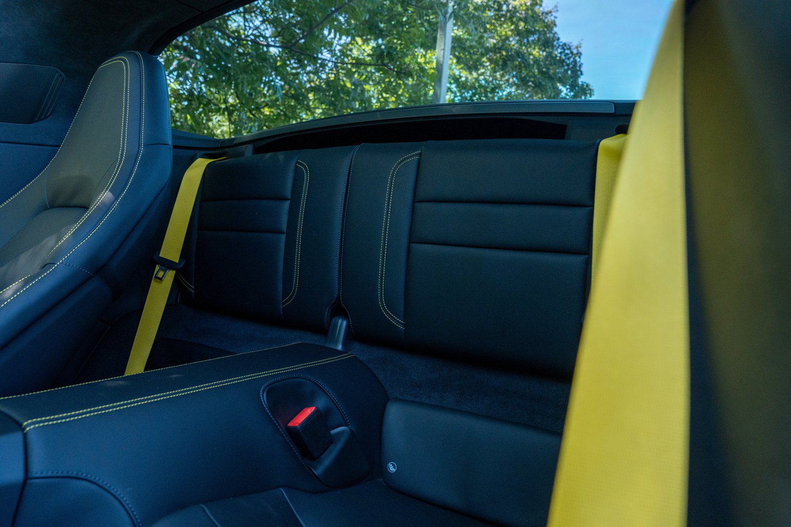 Certified 2026 Porsche 911 Targa 4 GTS AWD/4WD image 33