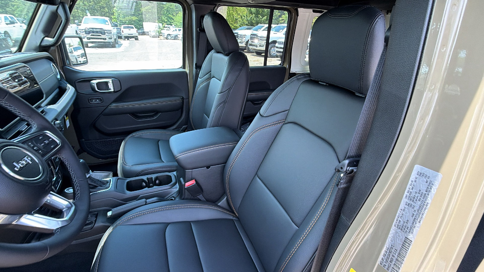 New 2026 Jeep Wrangler Unlimited Sahara AWD/4WD image 16