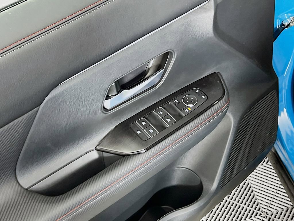 New 2026 Nissan Kicks SR image 16