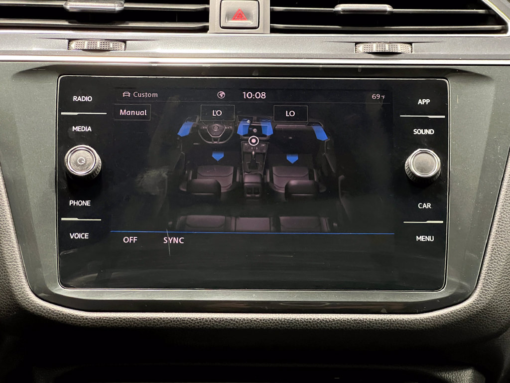 Used 2020 Volkswagen Tiguan SE AWD/4WD image 26
