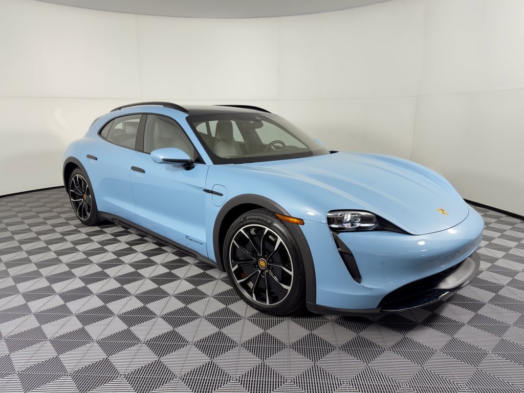 Certified 2022 Porsche Taycan 4 Cross Turismo w/ Premium Package AWD/4WD image 7