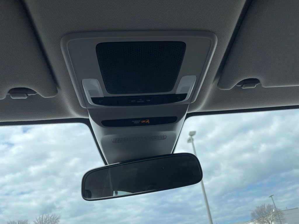 Certified 2025 Honda HR-V LX image 16