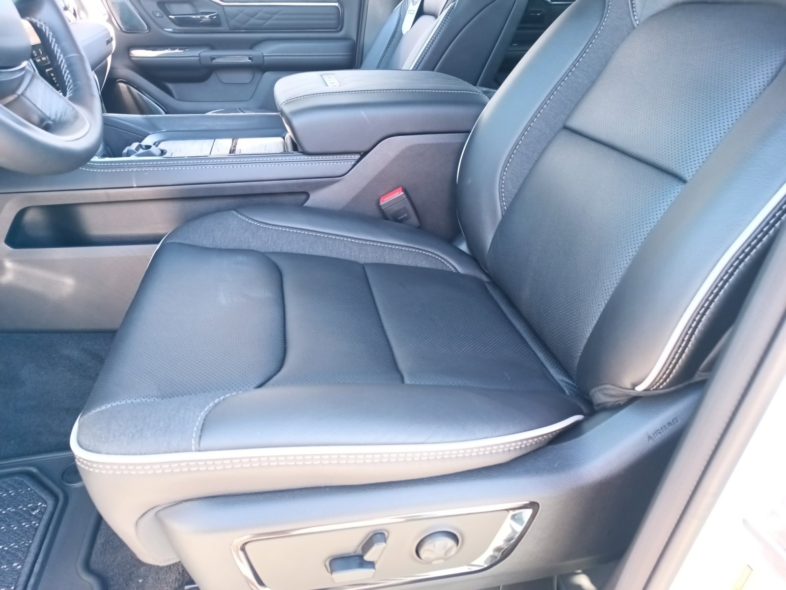 New 2026 RAM 1500 Limited image 20