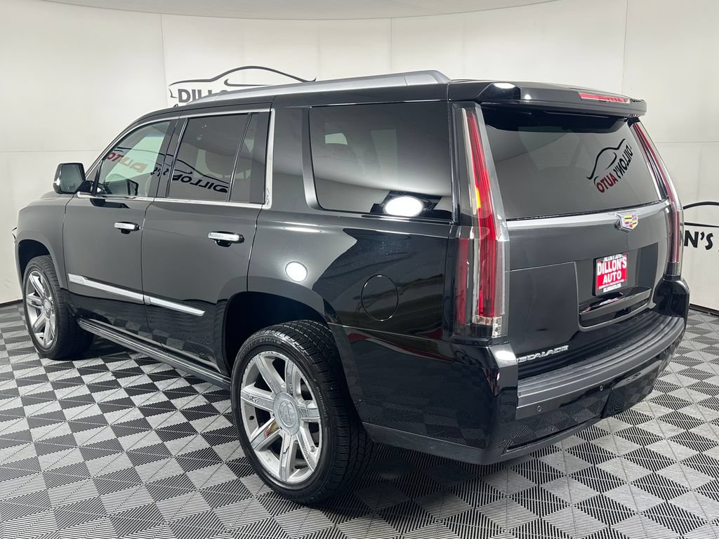 Used 2015 Cadillac Escalade Premium AWD/4WD image 4