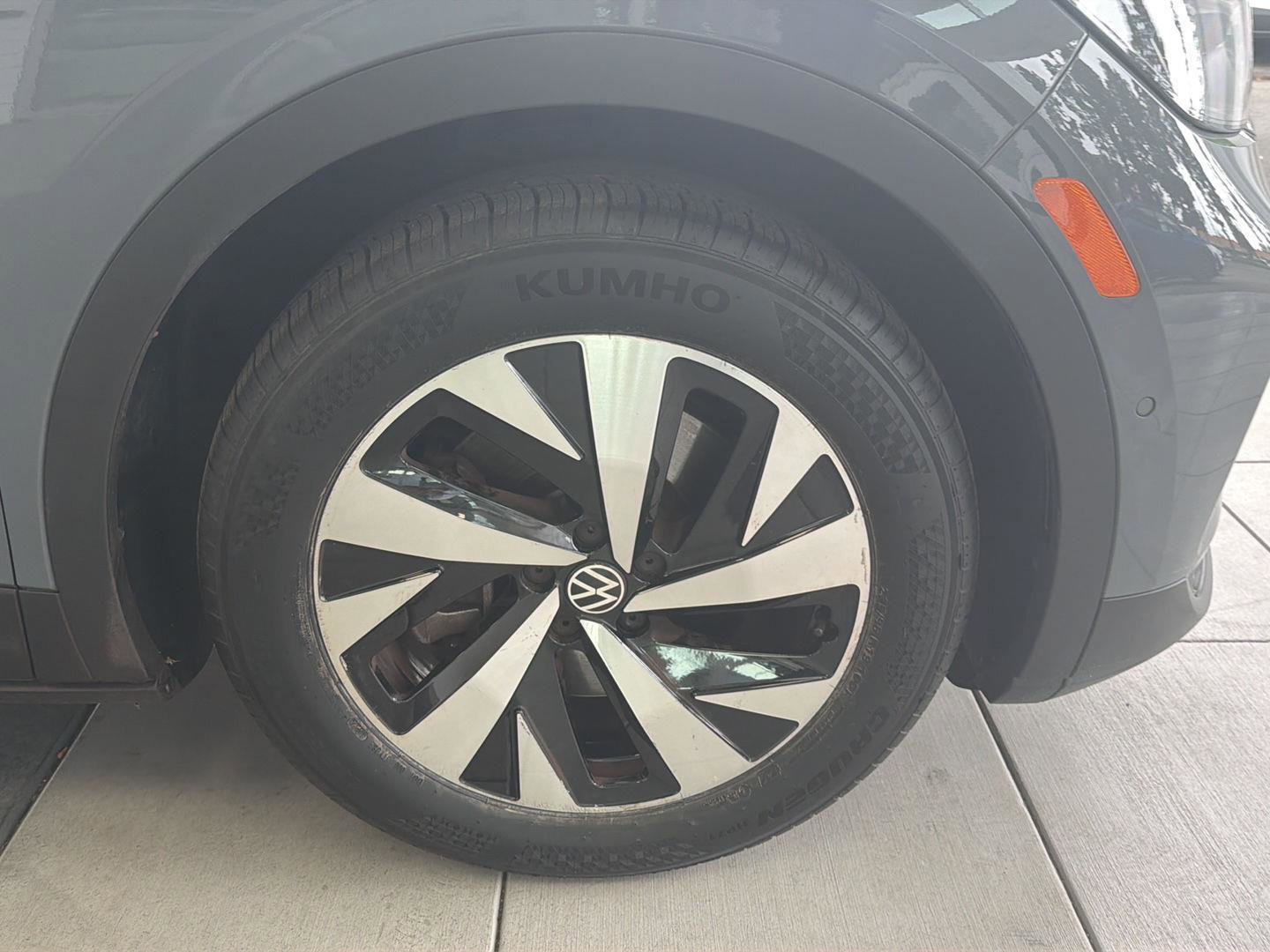 Certified 2023 Volkswagen ID.4 Pro image 10