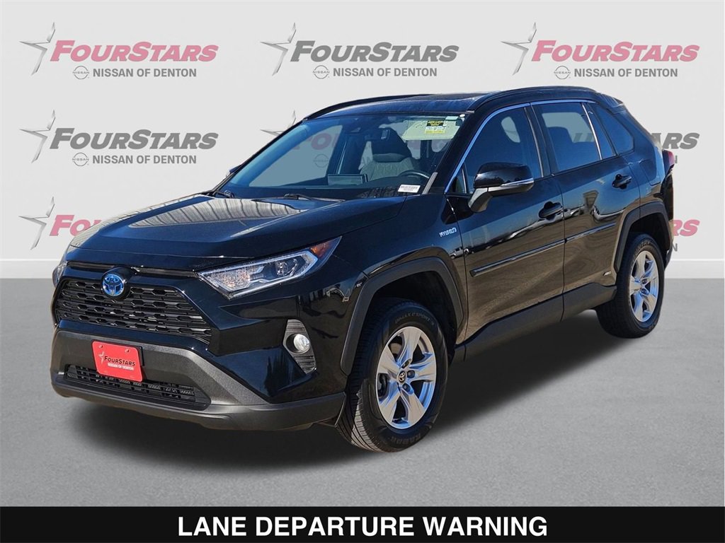 Used 2021 Toyota RAV4 XLE image 9