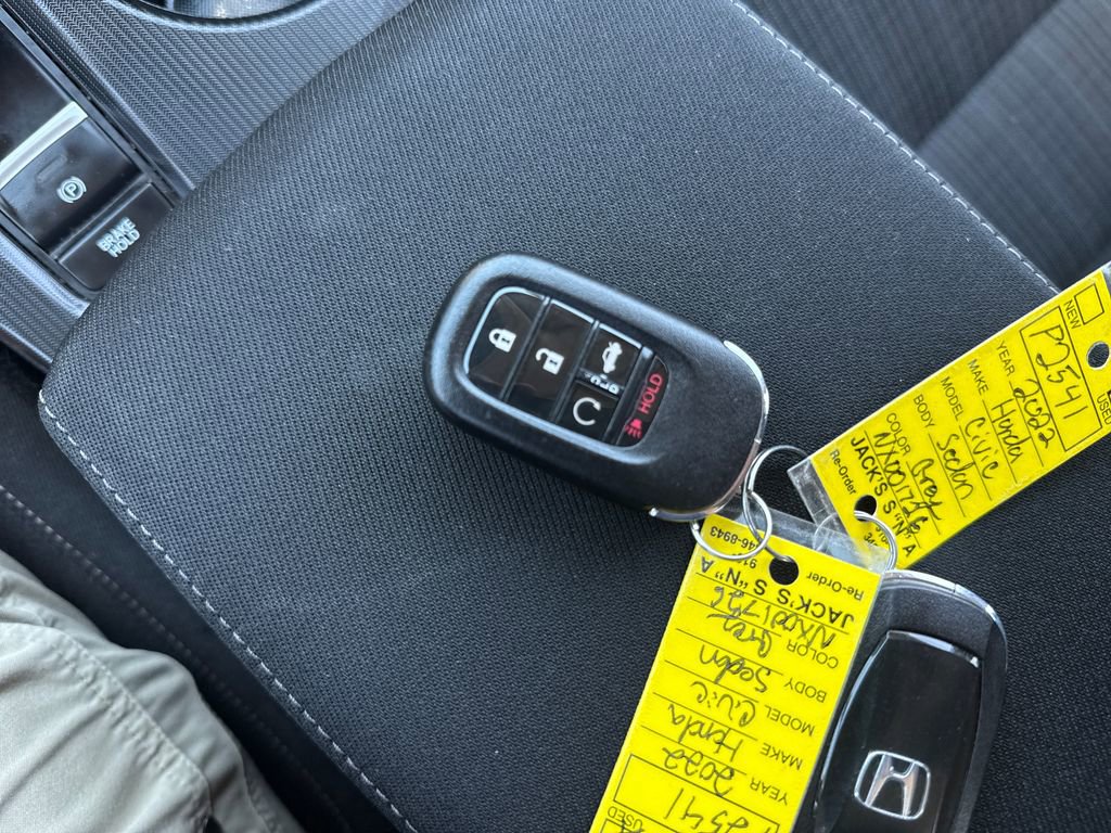Used 2022 Honda Civic EX image 28