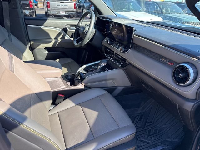 Used 2023 Chevrolet Colorado ZR2 w/ ZR2 Convenience Package III AWD/4WD image 19