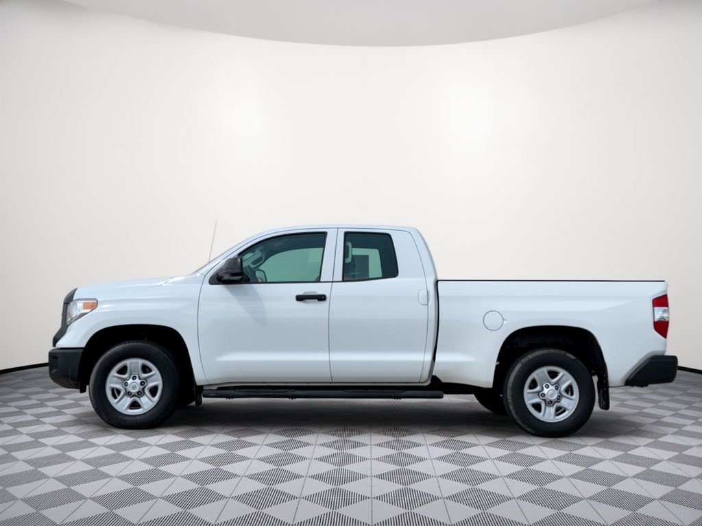 Used 2015 Toyota Tundra SR w/ Tow Package RWD image 2