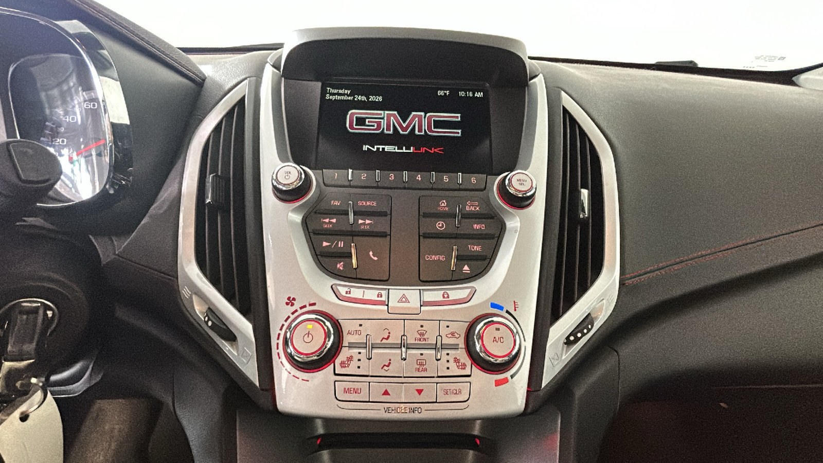 Used 2014 GMC Terrain Denali FWD image 26