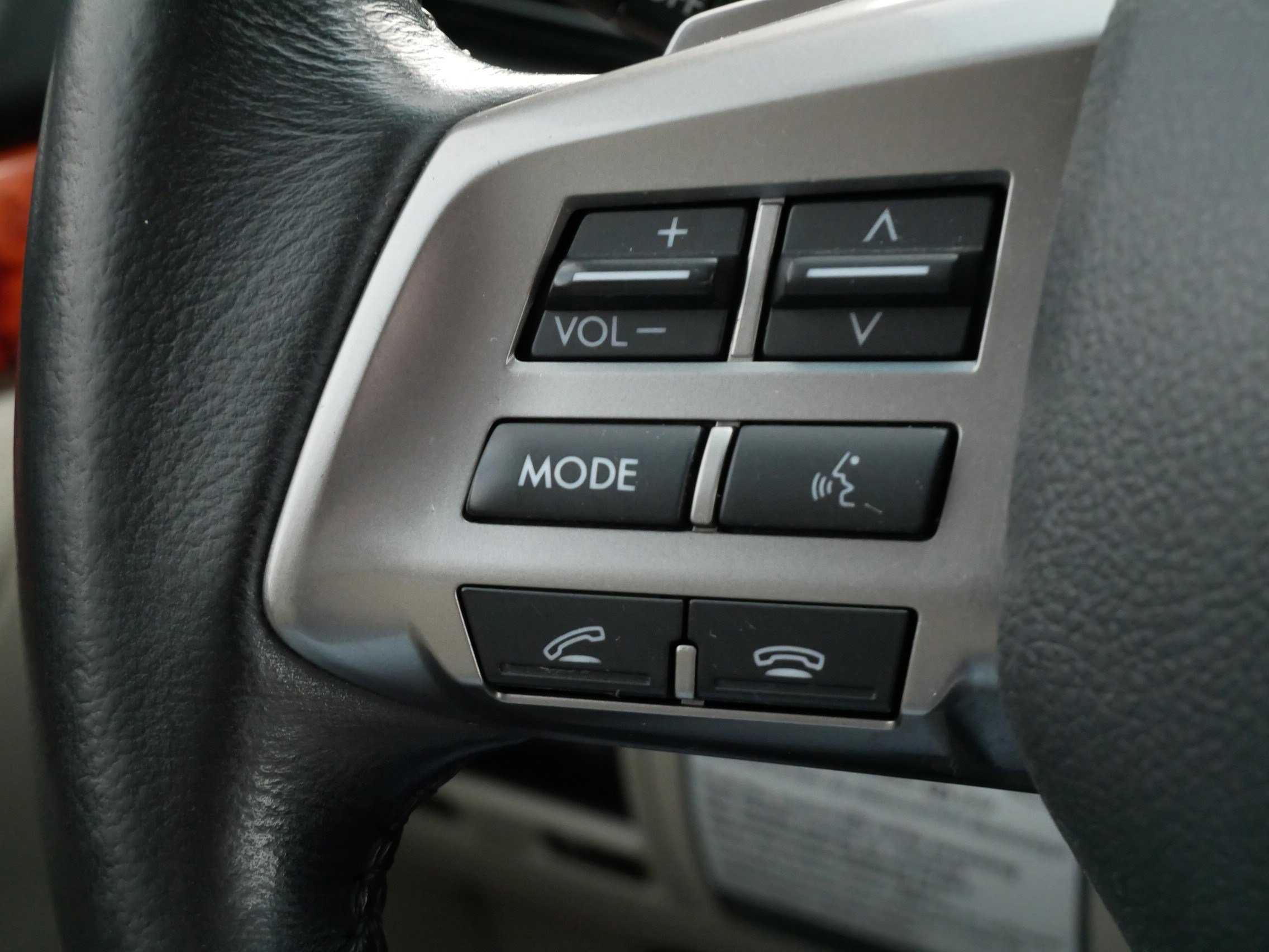 Used 2012 Subaru Outback 3.6R Limited image 25