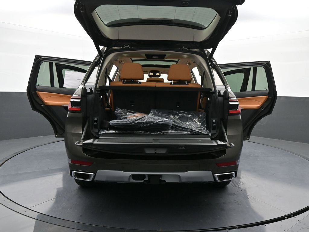 New 2025 BMW X7 xDrive40i image 55