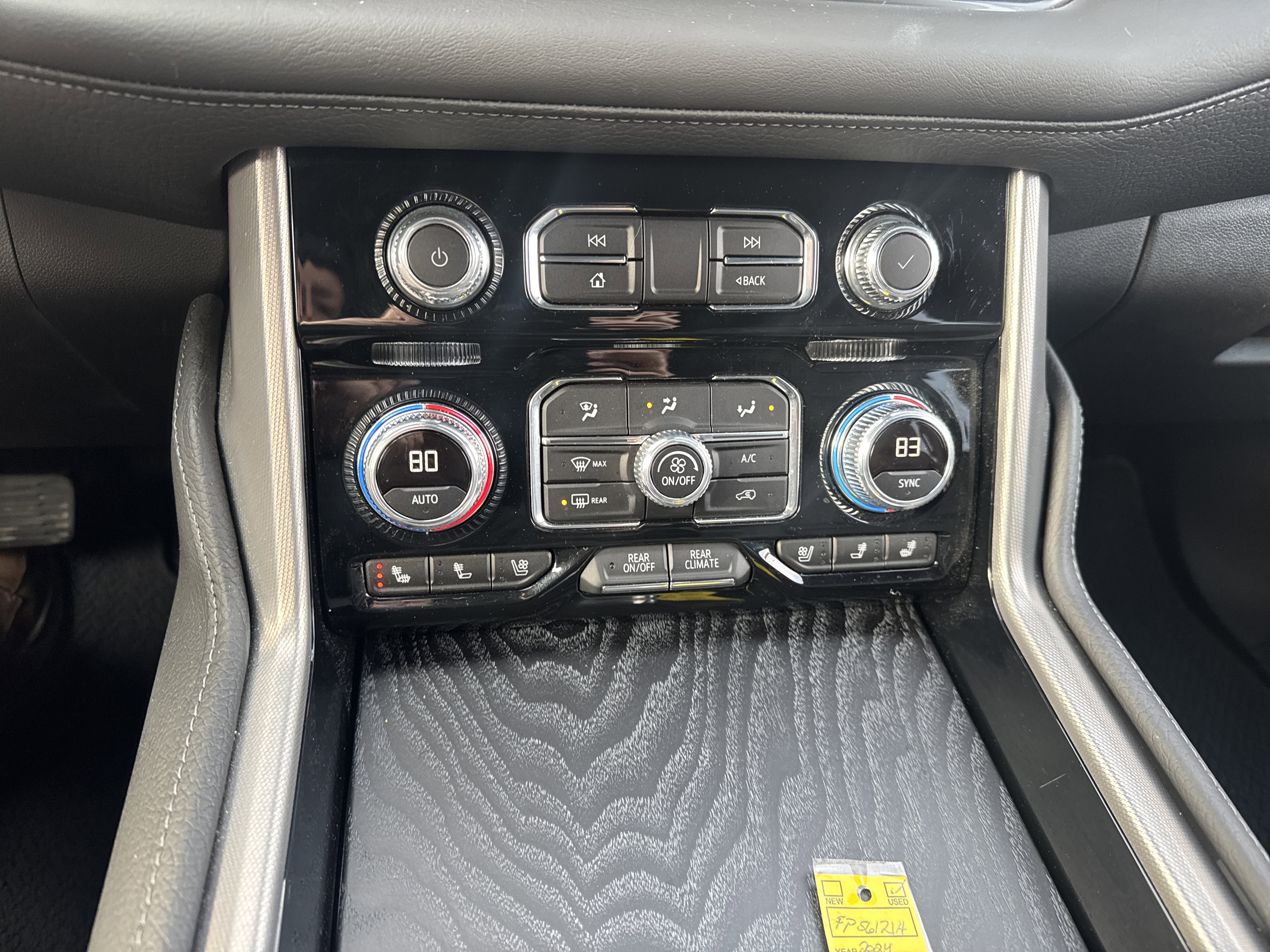 Used 2024 GMC Yukon Denali image 26