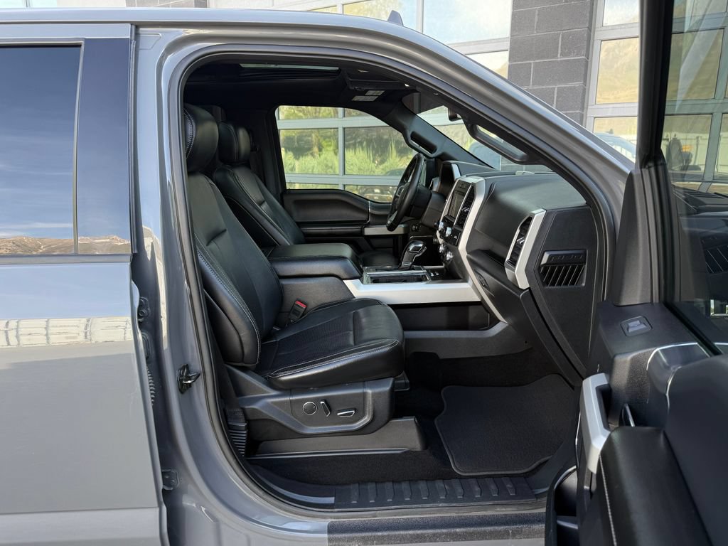 Used 2018 Ford F150 Lariat w/ Equipment Group 502A Luxury AWD/4WD image 46