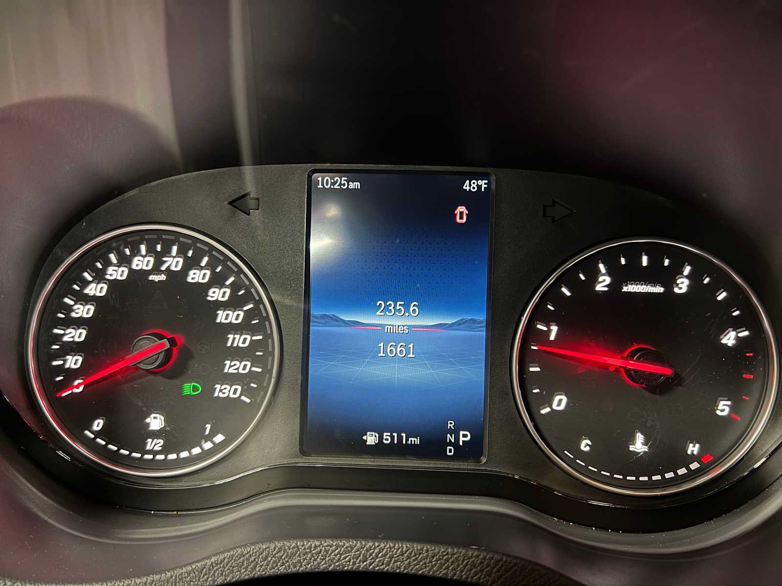 Used 2025 Mercedes-Benz Sprinter 2500 image 28