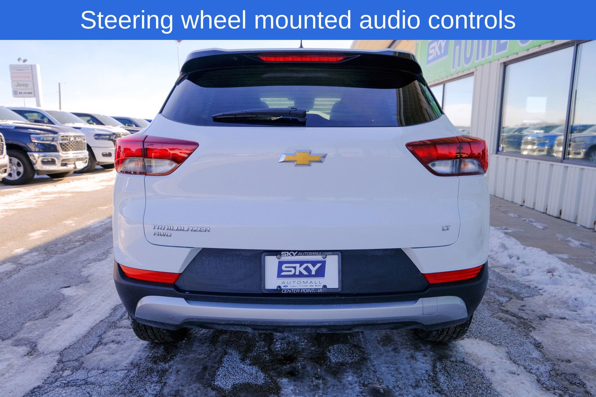 Used 2025 Chevrolet TrailBlazer LT image 7