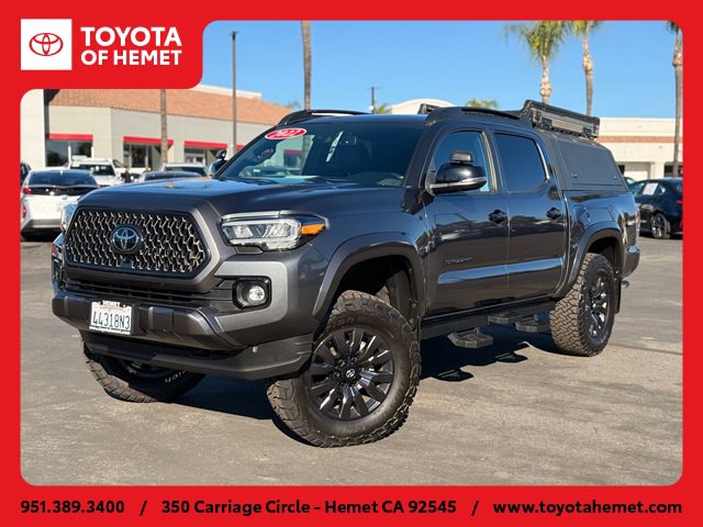 Used 2022 Toyota Tacoma Limited image 1