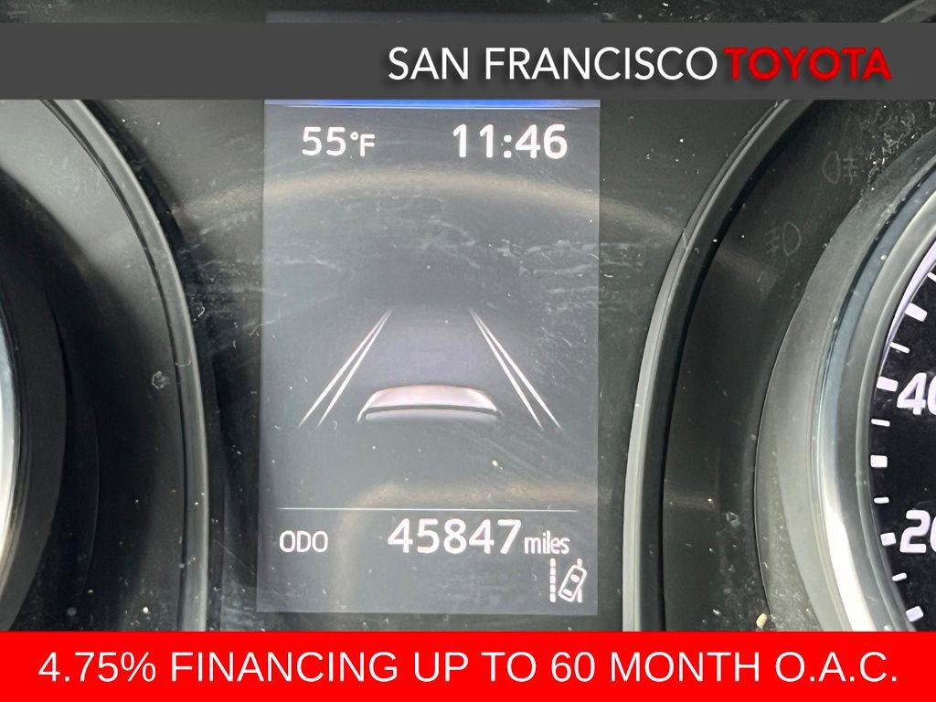 Certified 2020 Toyota Camry LE image 33