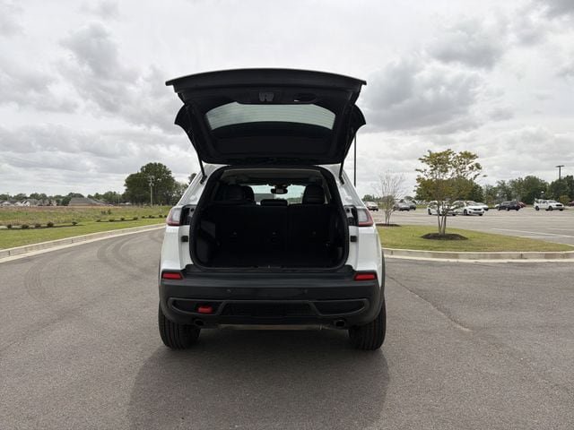 Used 2021 Jeep Cherokee Trailhawk w/ Sun, Sound & Nav Group AWD/4WD image 18