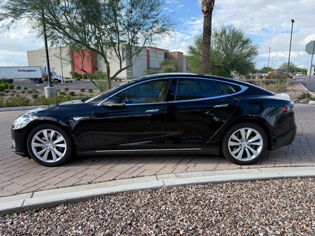 Used 2014 Tesla Model S image 5