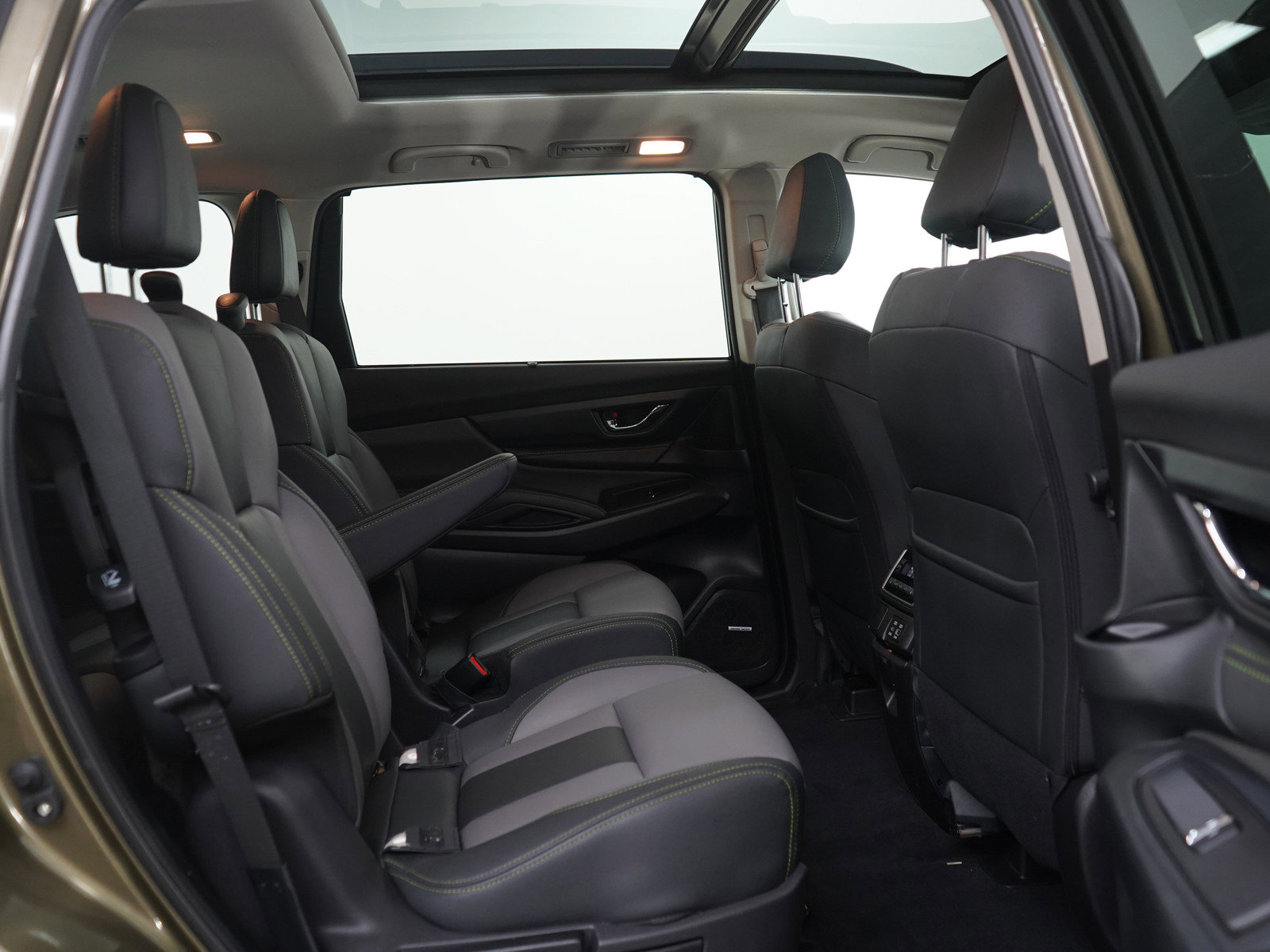 Used 2023 Subaru Ascent Onyx Edition Limited AWD/4WD image 12