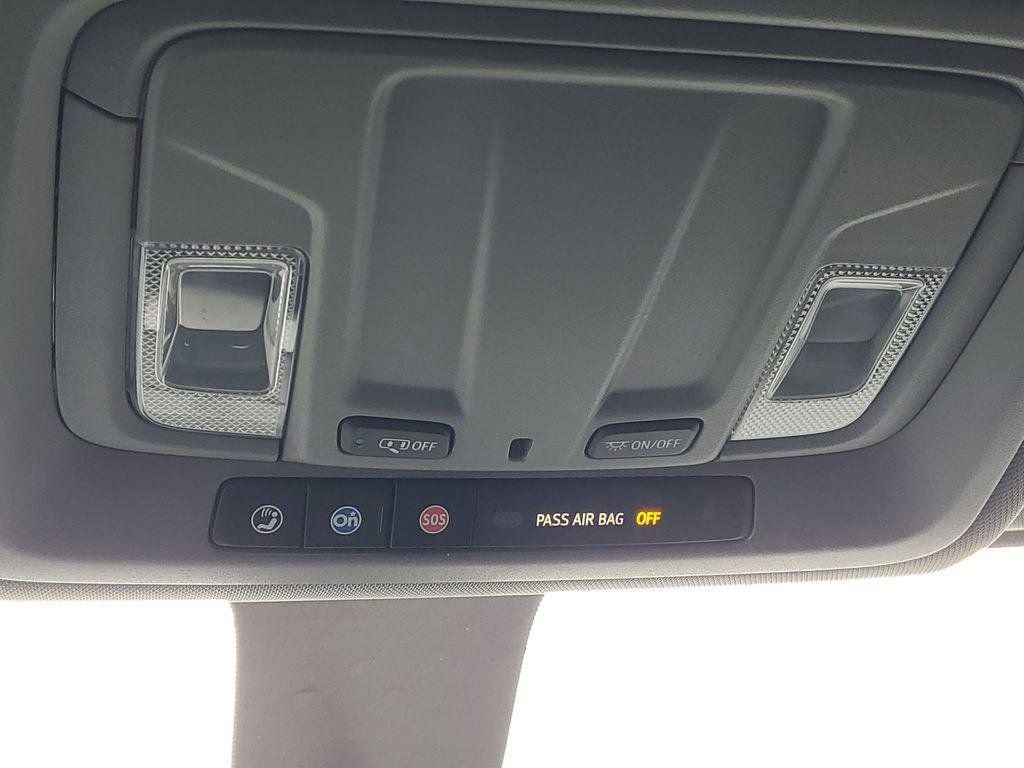 Used 2020 Chevrolet Silverado 1500 Custom Trail Boss w/ Custom Convenience Package image 19