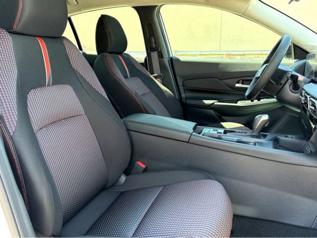 New 2026 Nissan Sentra SR w/ SR Premium Package FWD image 10