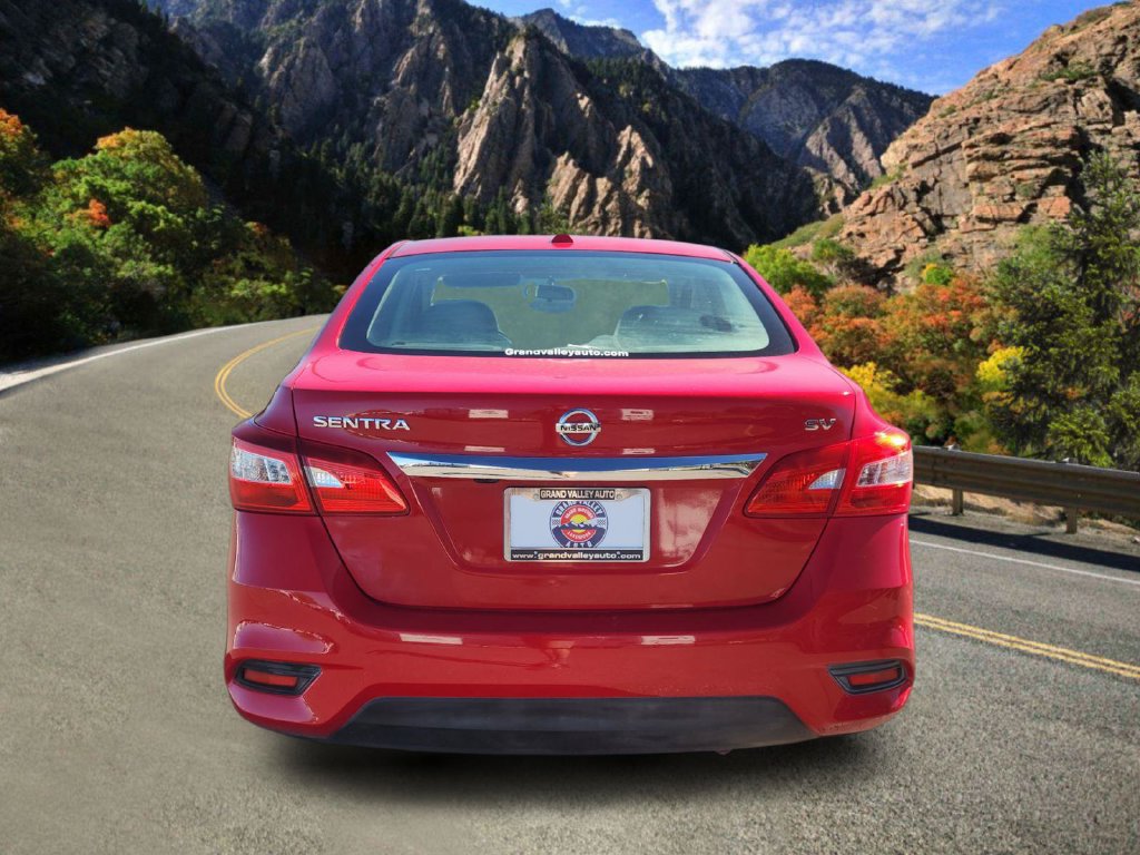 Used 2017 Nissan Sentra SV FWD image 4