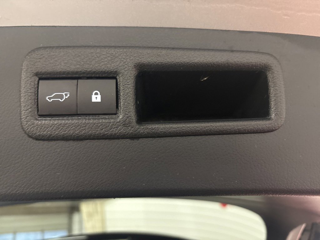 Used 2018 Lexus NX 300 AWD image 11