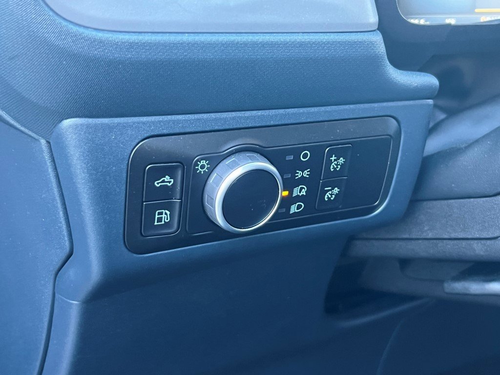 Used 2025 Ford Maverick XL image 31