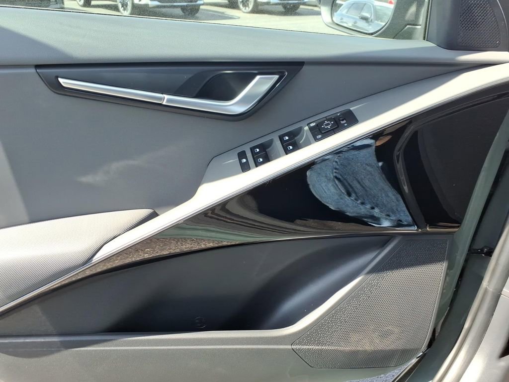 New 2026 Kia Niro EX image 14