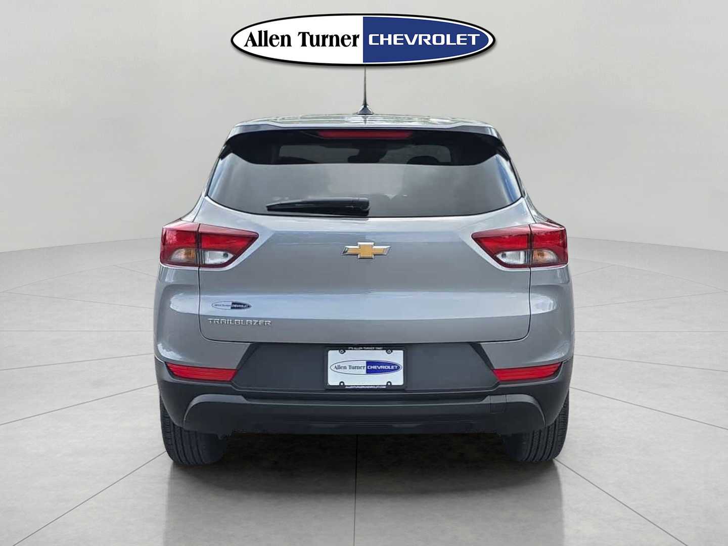 Used 2024 Chevrolet TrailBlazer LS w/ LS Convenience Package image 5