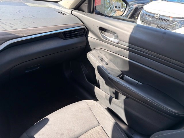 Used 2025 Nissan Altima 2.5 SV w/ SV Special Edition Package FWD image 20