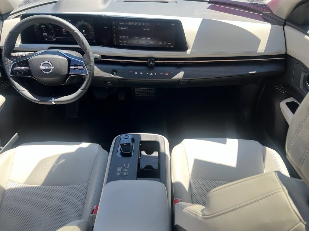 Used 2024 Nissan Ariya AWD image 21